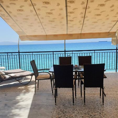 Ekie Apartment With Sea View Kalamata Bagian luar foto