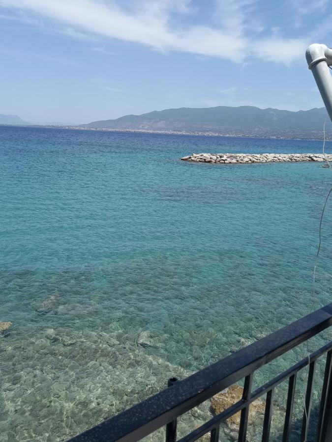 Ekie Apartment With Sea View Kalamata Bagian luar foto