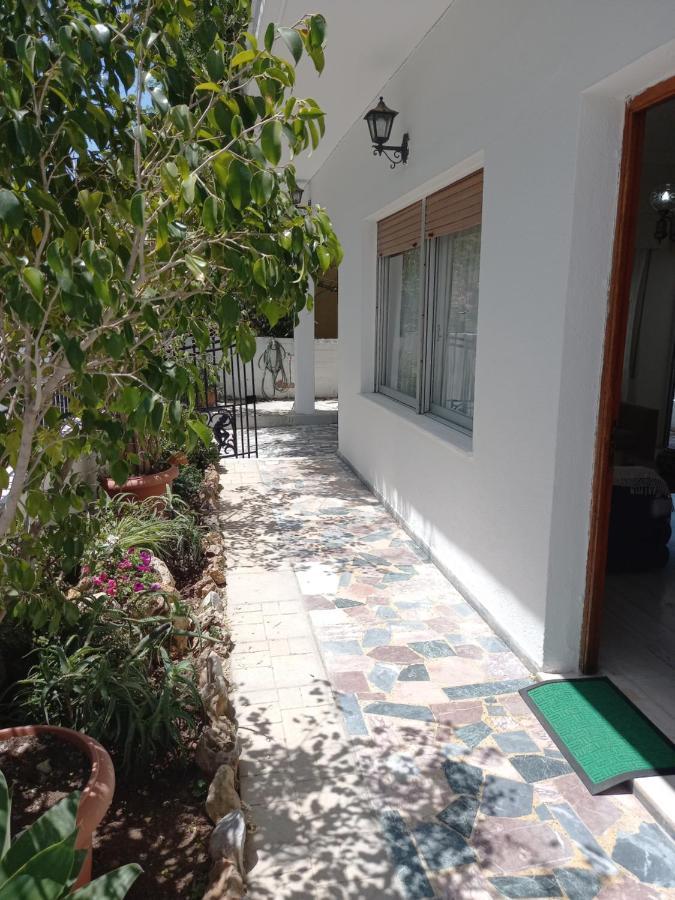 Ekie Apartment With Sea View Kalamata Bagian luar foto